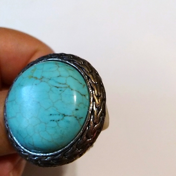 Nwot Faux Turquoise Ring - Picture 4 of 6